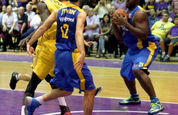 סופו הורחק ל-20 משחקים, מתוכם 7 בפועל, ע"י בית הדין המשמעתי של האיגוד