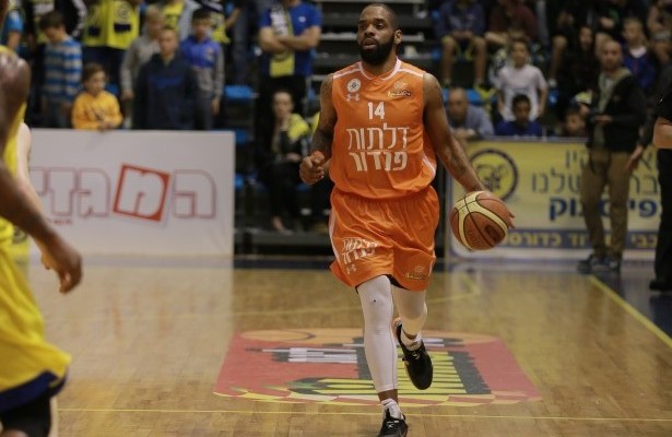 אייזאה סוואן